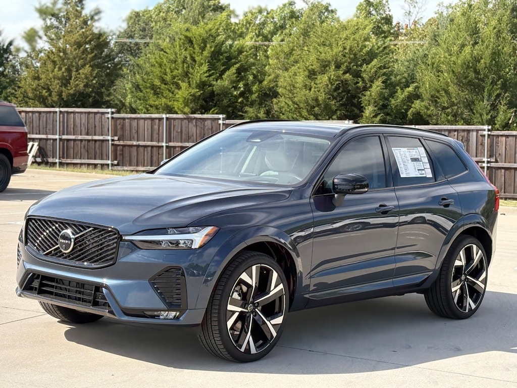 New 2026 Volvo XC60 B5 Ultra SUV