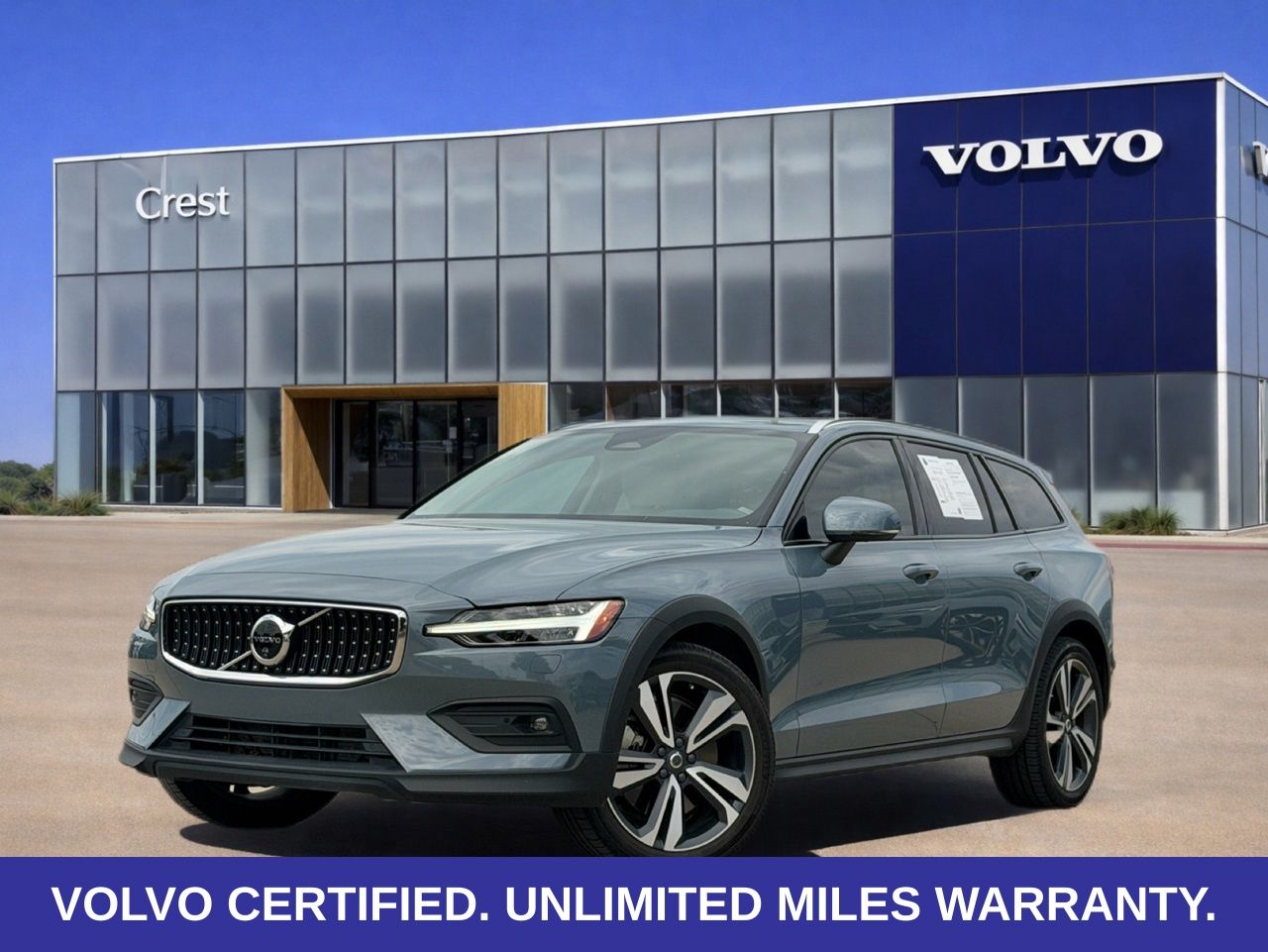 Certified by Volvo 2024 Volvo V60 Cross Country B5 Plus