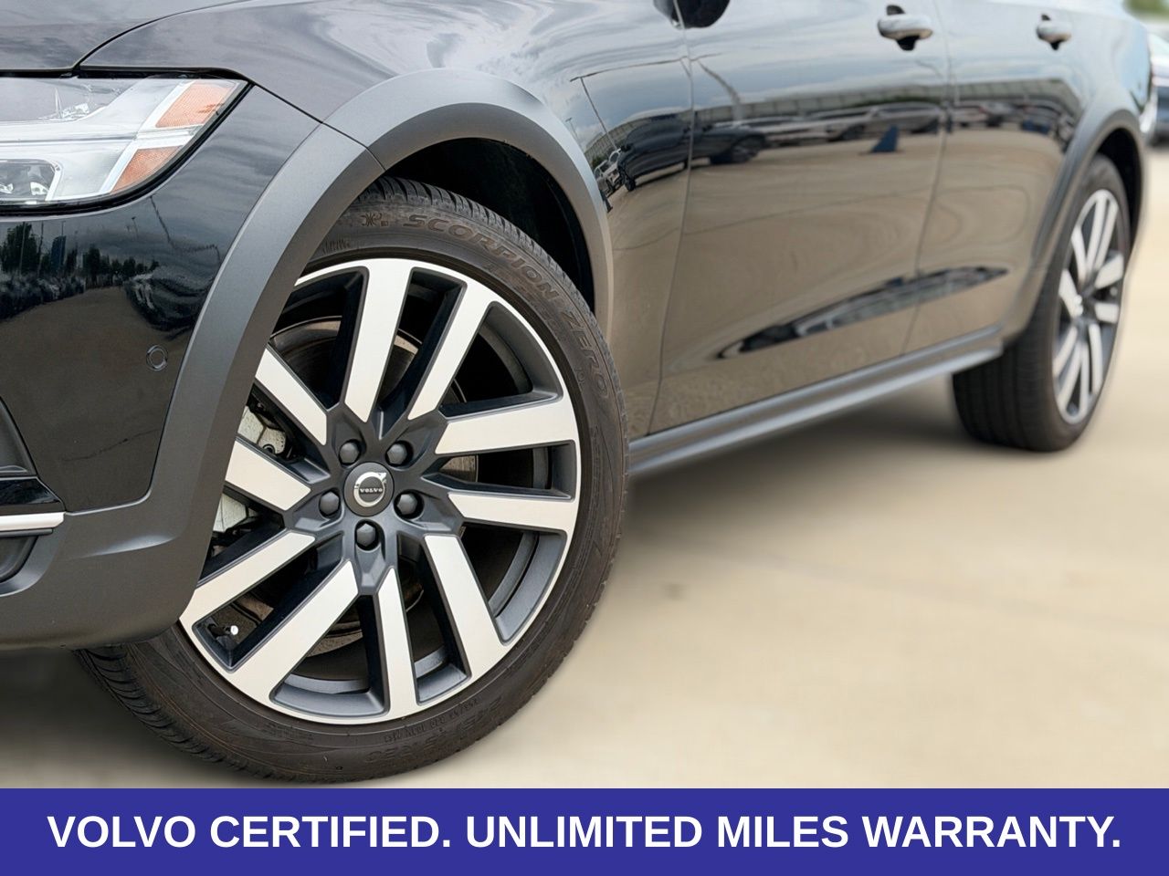 2025 Volvo V90 Cross Country Ultra - Photo 10