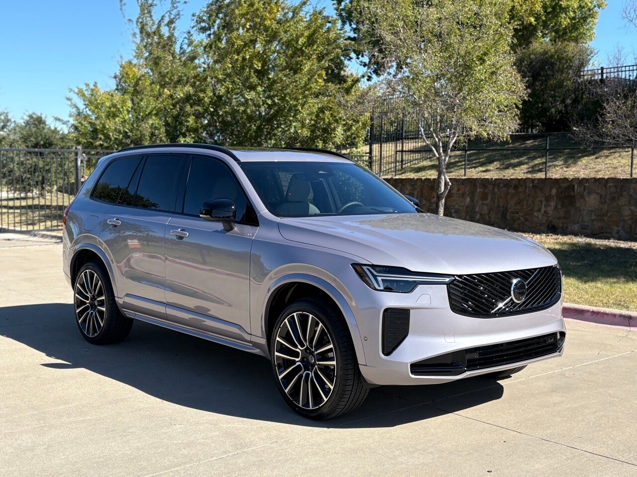2026 Volvo XC90 photo 4