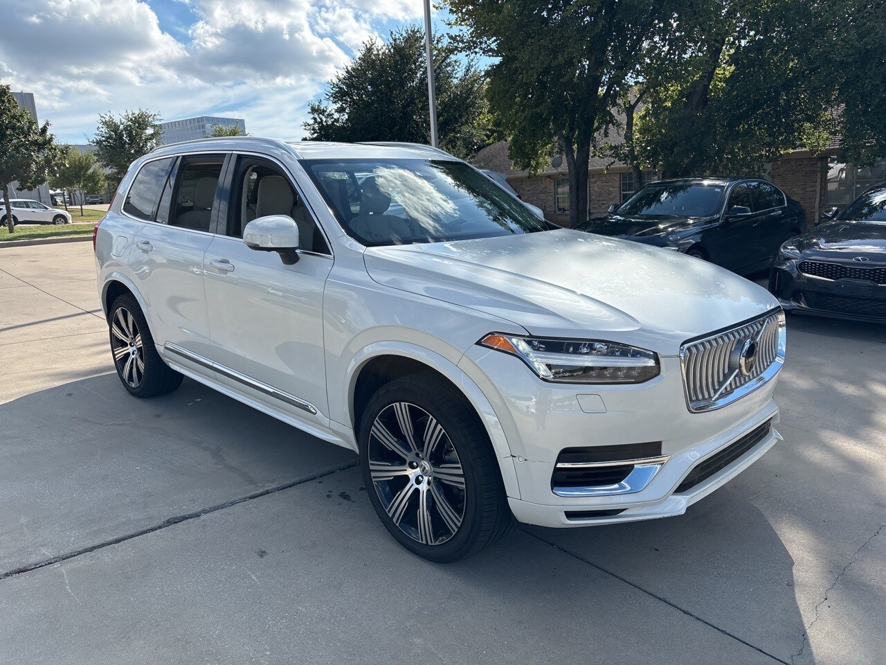 2024 Volvo XC90 Recharge T8 Plus photo 3