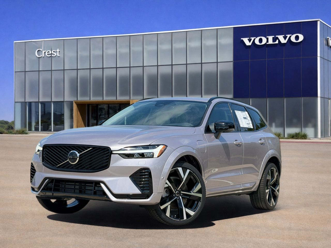 New 2026 Volvo XC60 plug-in hybrid T8 Ultra