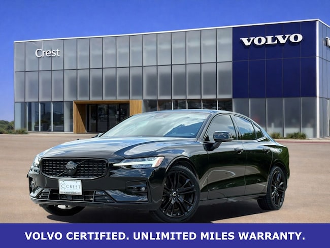 2024 Volvo S60 B5 Plus Black Edition's photo