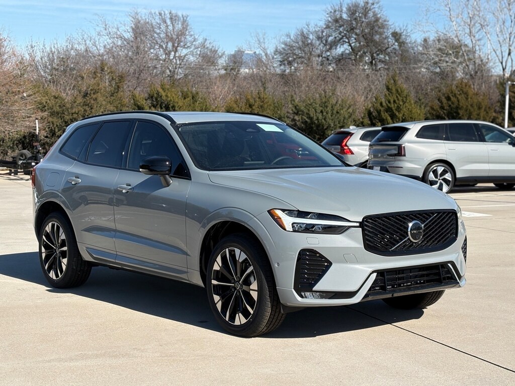New 2026 Volvo XC60 B5 Plus SUV