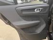 2025 Volvo XC40 B5 AWD SUV
