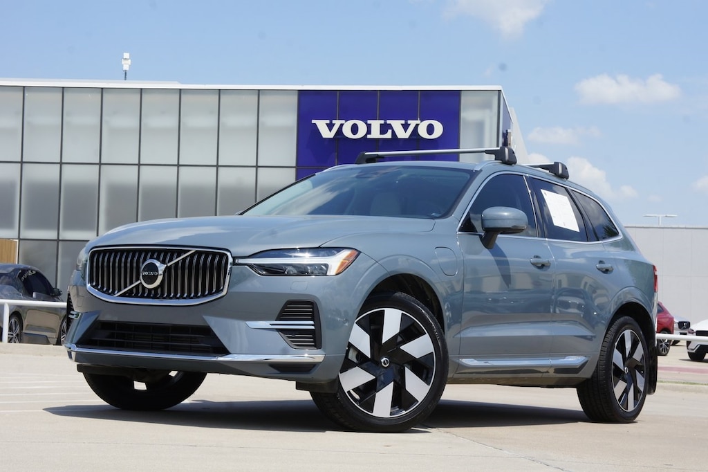 Certified 2023 Volvo XC60 Recharge Plug-In Hybrid T8 Plus Bright Theme SUV