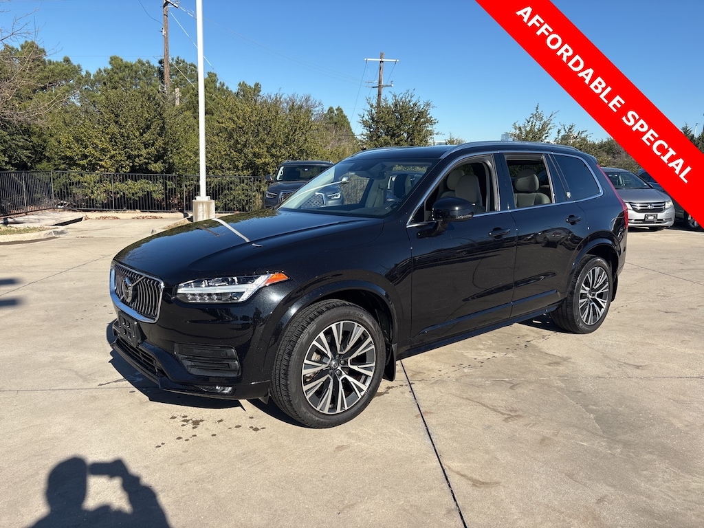 Used 2020 Volvo XC90 T6 Momentum SUV