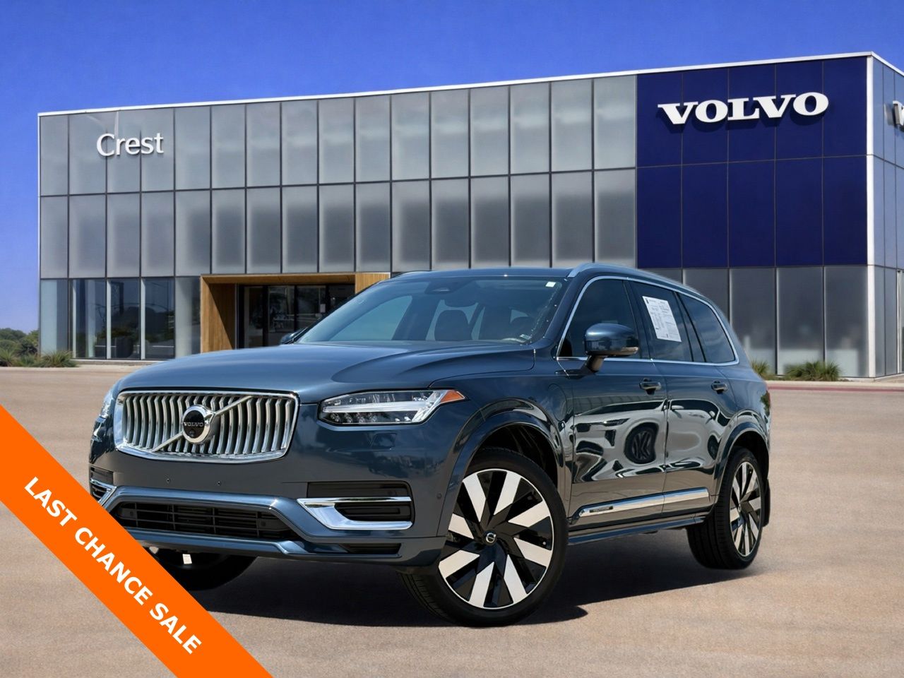 Denim Blue Metallic 2024 Volvo XC90 Recharge T8 Plus Bright Theme 6-Passenger eAWD SUV / Crossover All-Wheel Drive Automatic