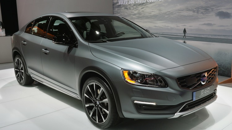 Volvo S60 Cross Country Crossover Sedan