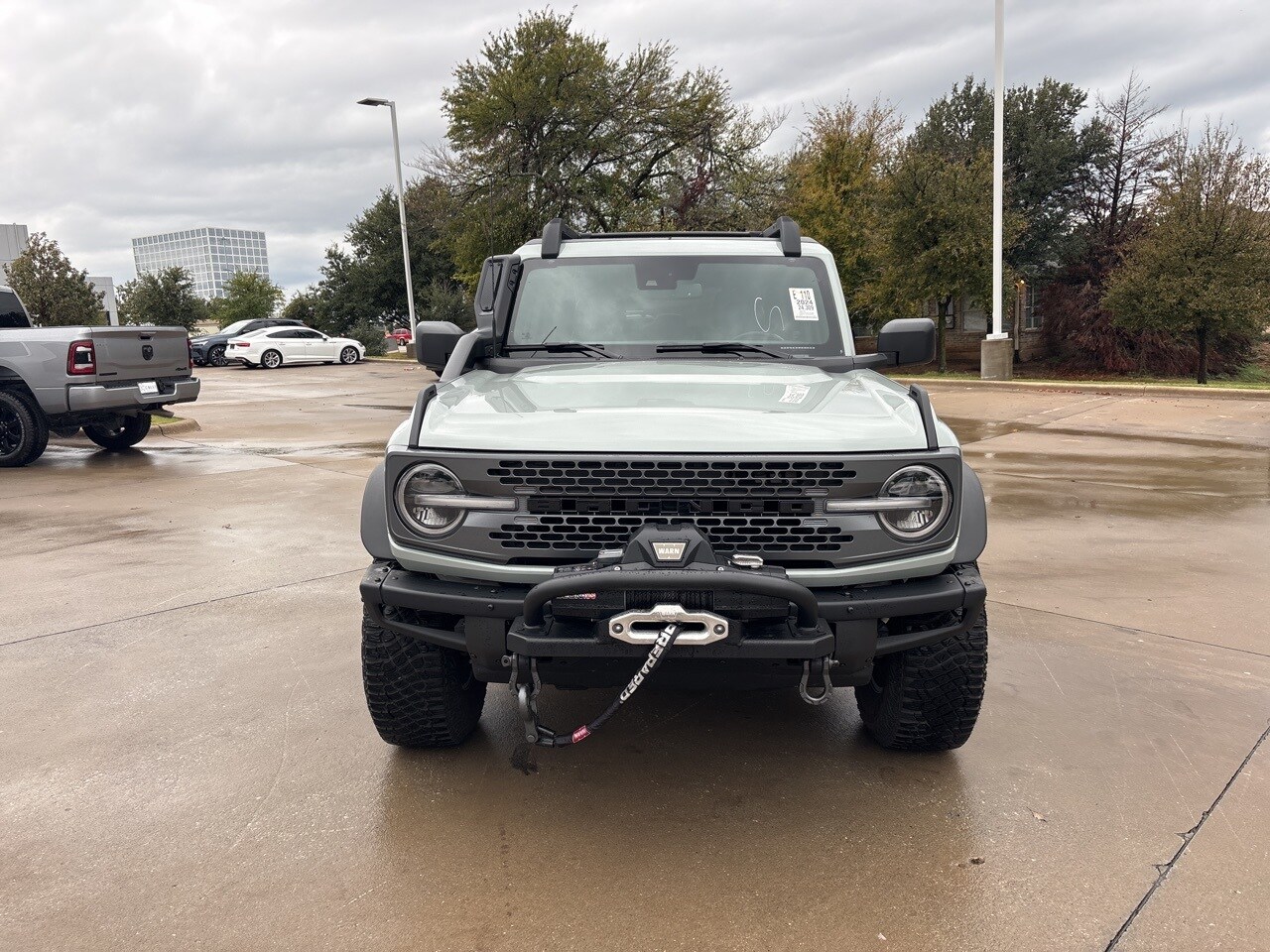 2024 Ford Bronco Everglades photo 2