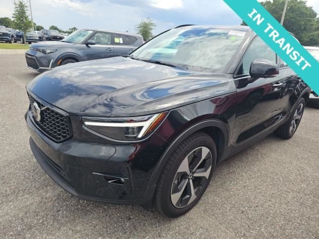 2026 Volvo XC40 B5 Plus SUV