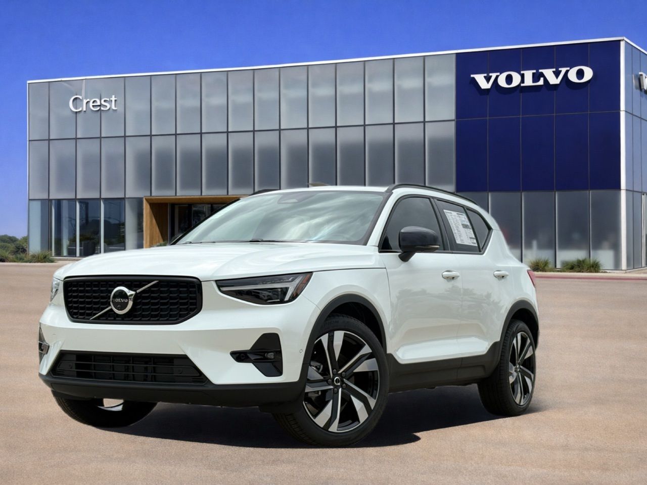 2026 Volvo XC40 B5 Ultra Dark AWD's photo