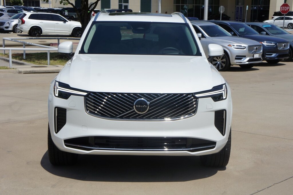 New 2025 Volvo XC90 plug-in hybrid T8 (2025.5) Ultra 7-Seater SUV