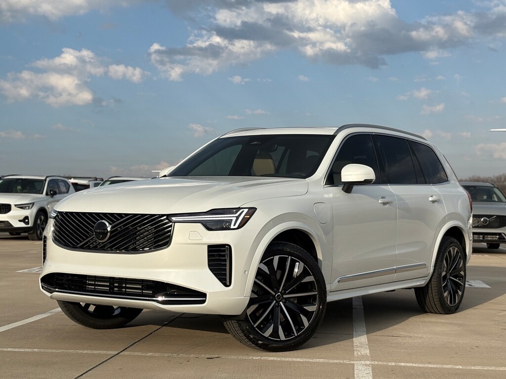 New 2026 Volvo XC90 plug-in hybrid T8 Ultra 7-Seater SUV