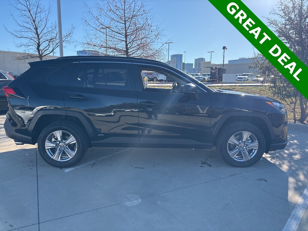 Used 2025 Toyota RAV4 Hybrid LE SUV