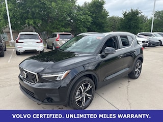 2025 Volvo XC40 B5 AWD SUV