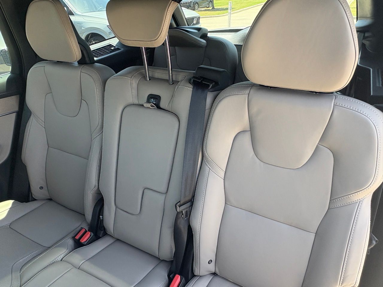 2026 Volvo XC90 Ultra - Photo 23