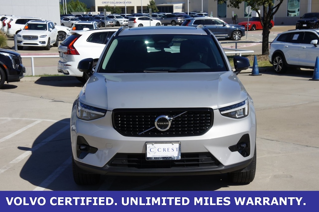 Certified 2025 Volvo XC40 B5 Plus Dark Theme SUV
