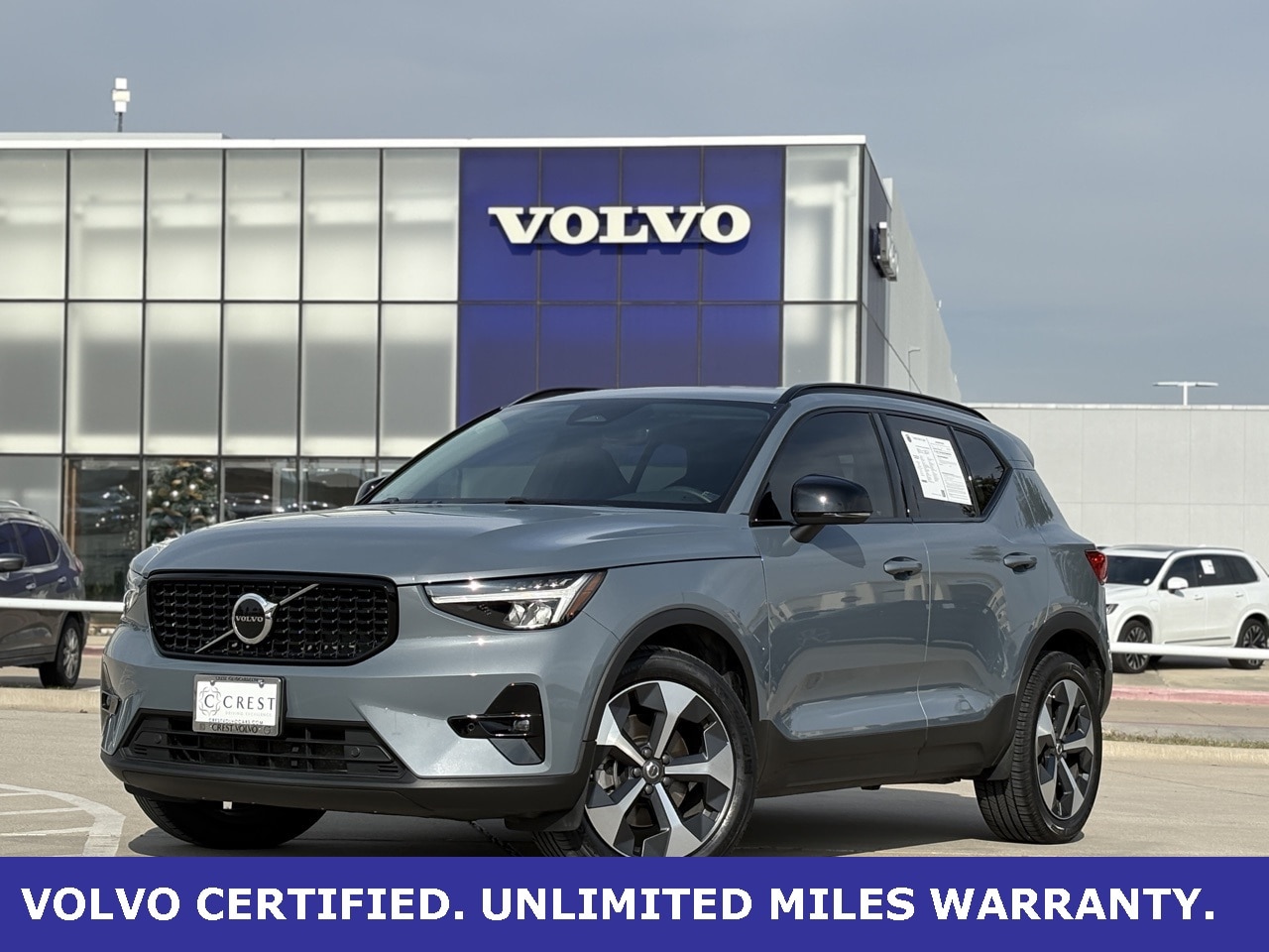 2023 Volvo XC40