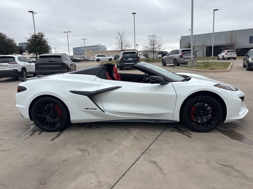 Used 2025 Chevrolet Corvette Z06 Convertible