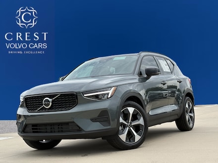 2026 Volvo XC40 B5 Core AWD SUV
