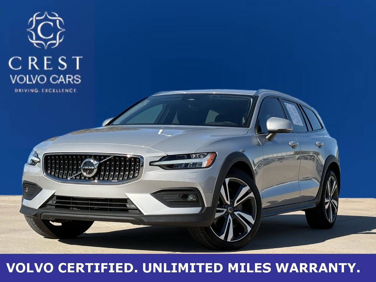 2025 Volvo V60 Cross Country Plus