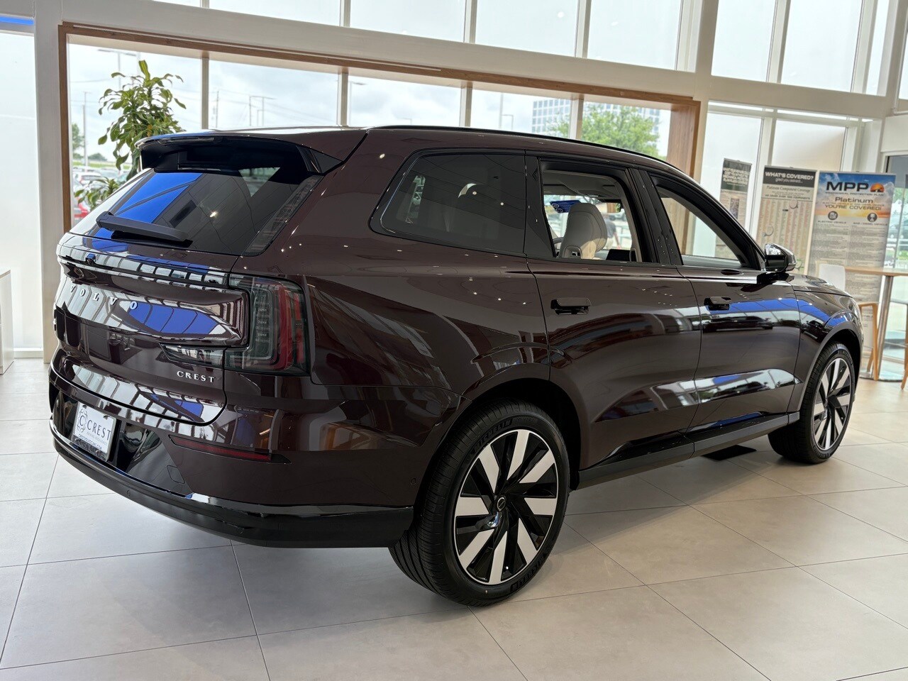 2025 Volvo EX90 Twin Motor Plus photo 3