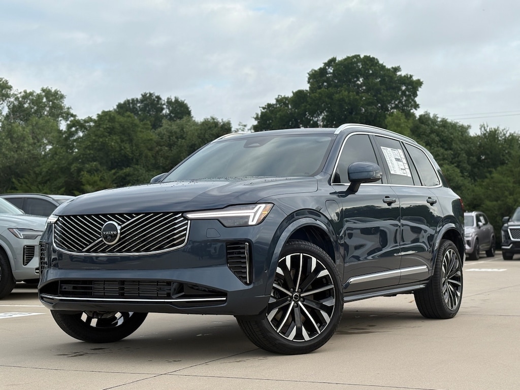 New 2026 Volvo XC90 plug-in hybrid T8 Plus 7-Seater SUV