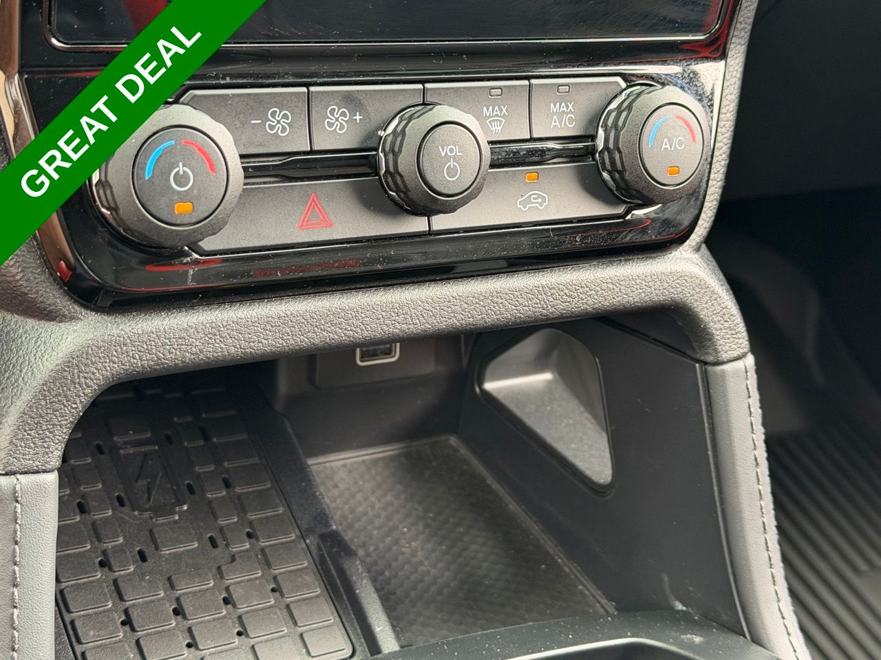 2025 Ford Ranger Raptor - Photo 29