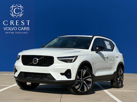 2026 Volvo XC40 B4 Plus SUV