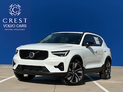 2026 Volvo XC40