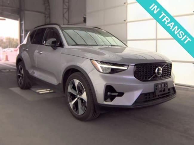 2026 Volvo XC40 B5 Plus SUV