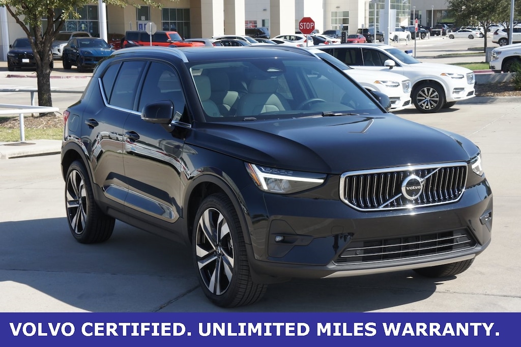 Certified 2024 Volvo XC40 B5 Plus Bright Theme SUV