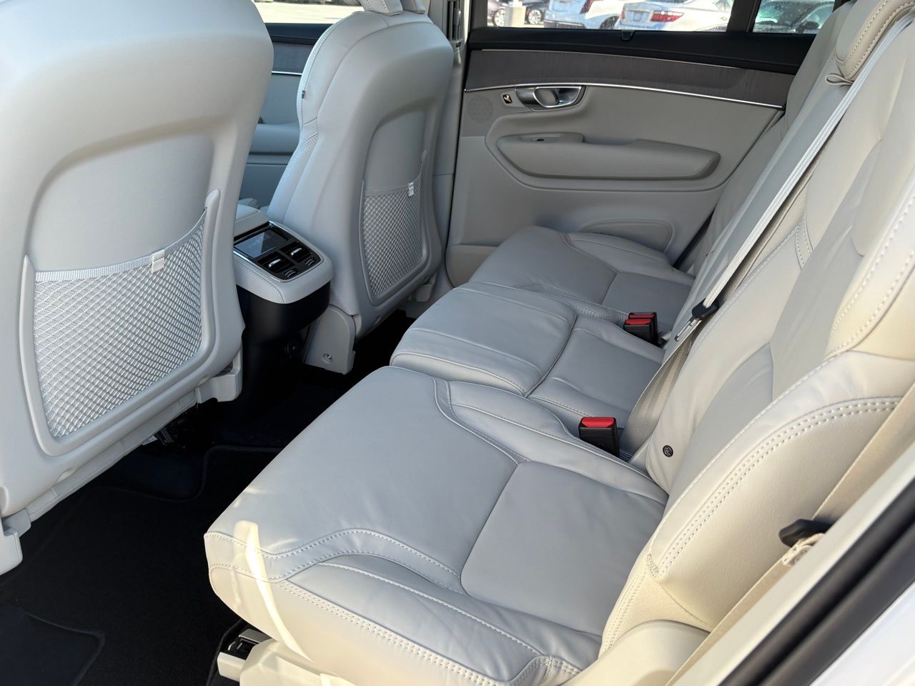2026 Volvo XC90 Ultra - Photo 20