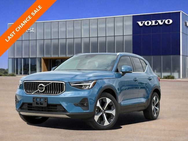2025 Volvo XC40 B5 Plus Bright AWD's photo