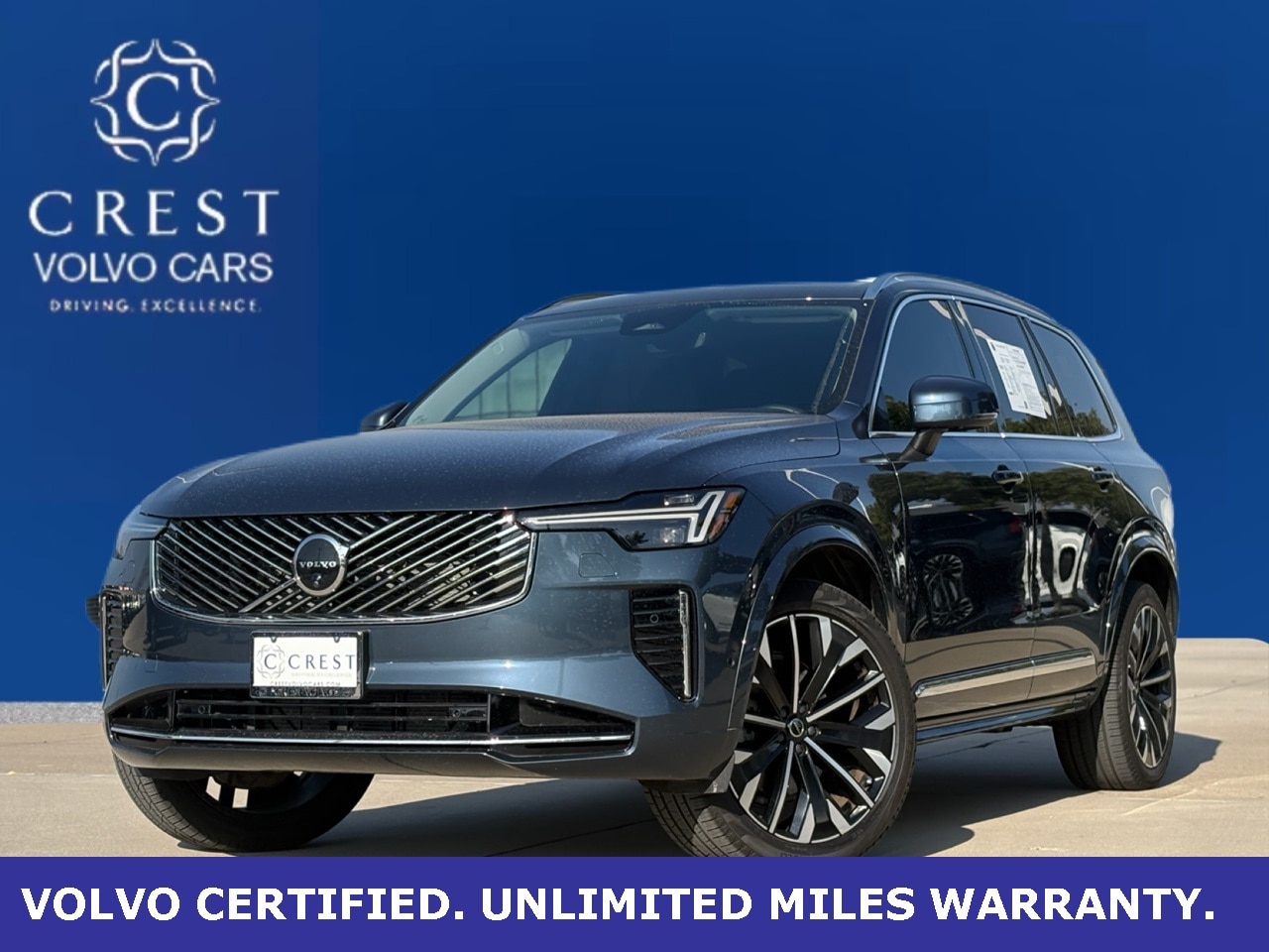 2025 Volvo XC90 Plus's photo