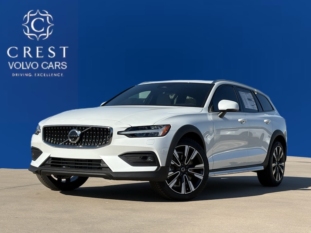 New 2026 Volvo V60 Cross Country B5 Ultra Wagon