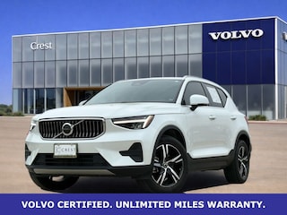2025 Volvo XC40 B5 AWD SUV