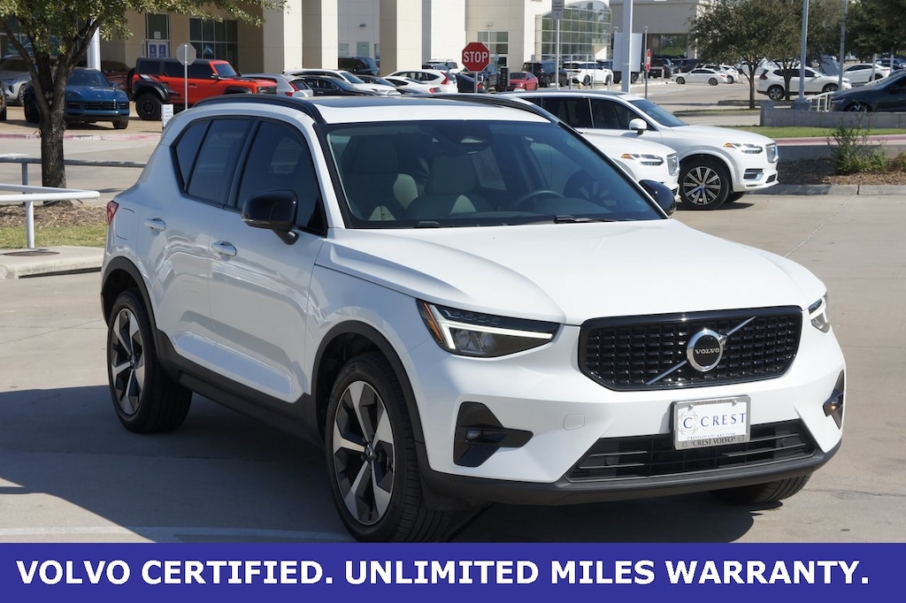 Certified 2023 Volvo XC40 B5 Plus Dark Theme SUV