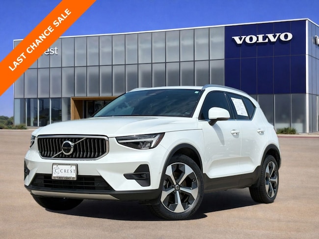 2023 Volvo XC40 B5 Plus Bright AWD's photo
