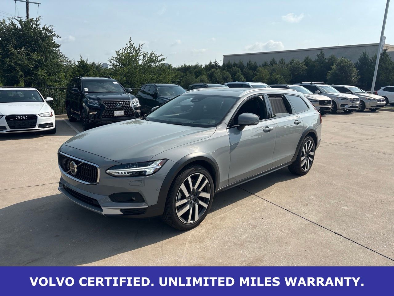 Gray (Vapour Grey Metallic) 2025 Volvo V90 Wagon All-Wheel Drive Automatic