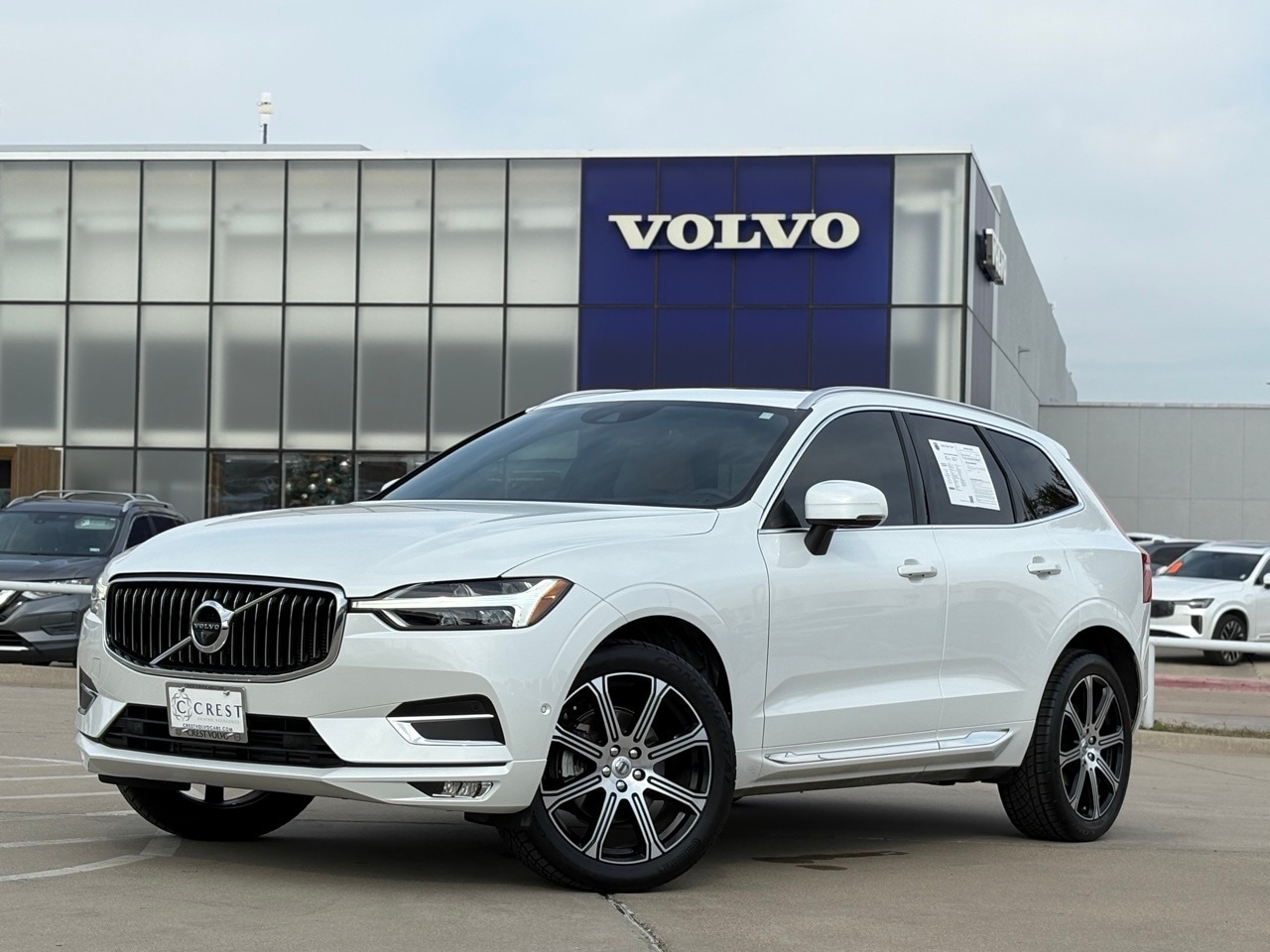 2021 Volvo XC60 Inscription's photo
