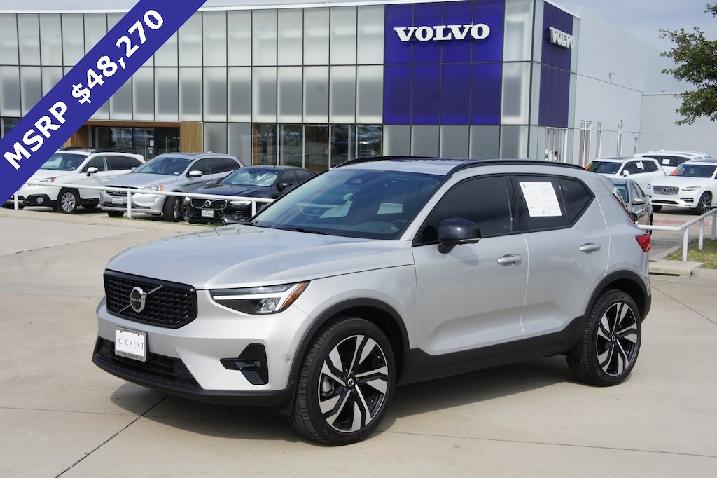 Certified 2025 Volvo XC40 B5 Plus Dark Theme SUV