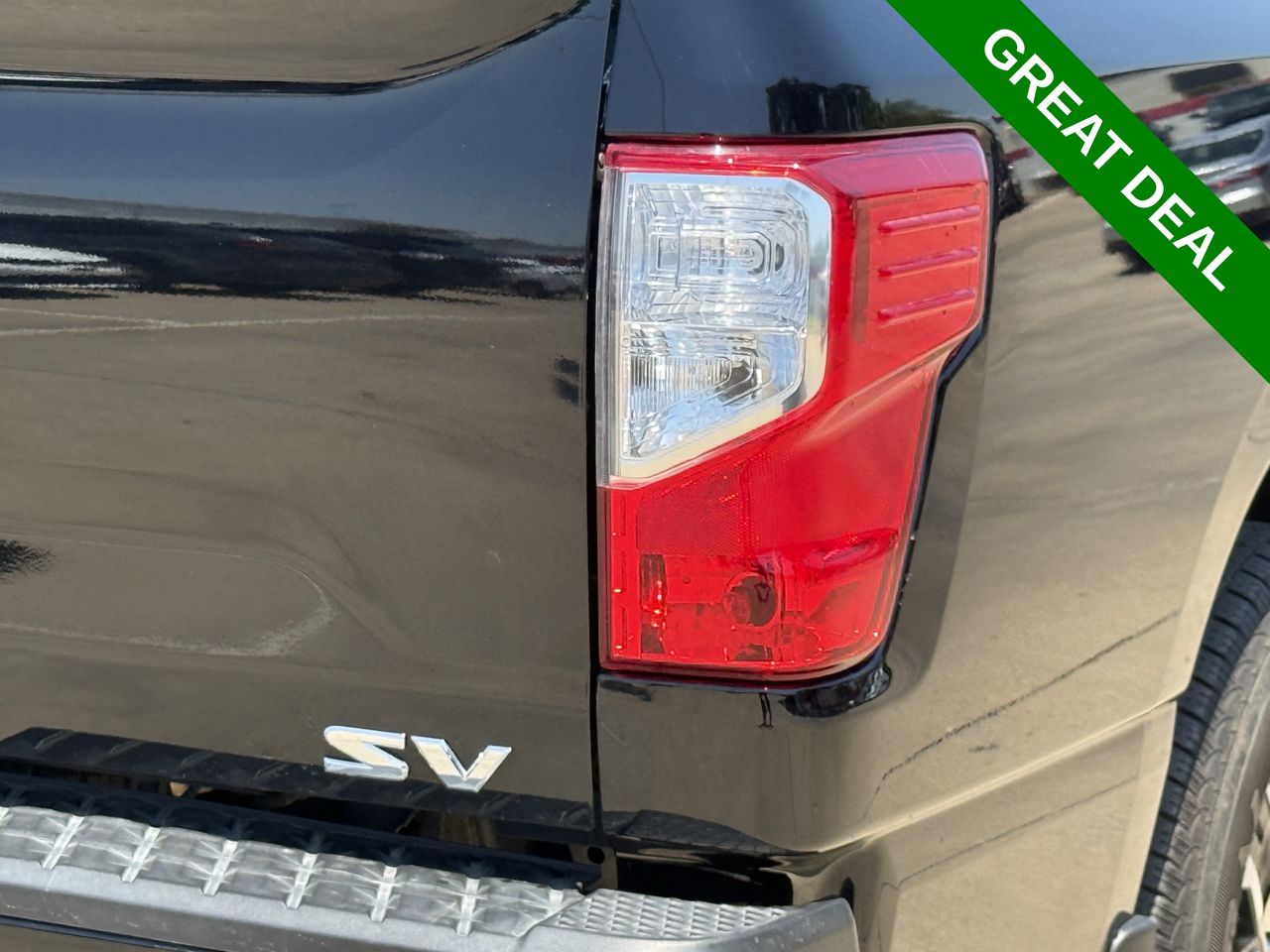 2024 Nissan Titan SV - Photo 6