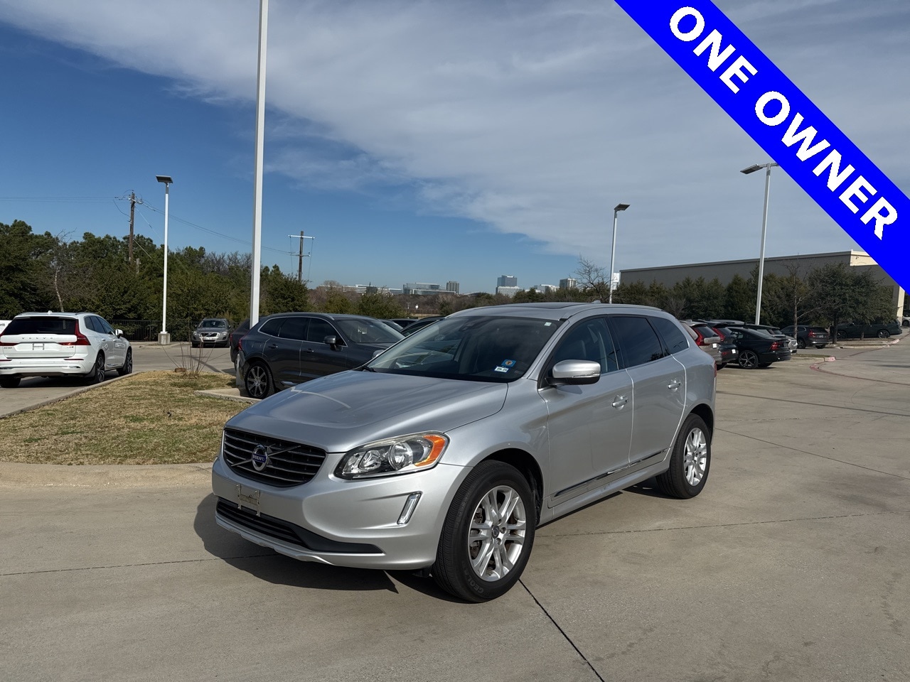 2015 Volvo XC60 Premier's photo