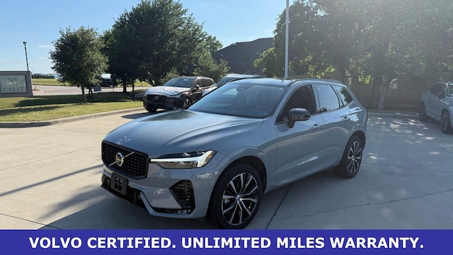 2024 Volvo XC60 B5 Plus Dark Theme AWD's photo