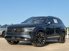 2025 Volvo XC90 plug-in hybrid