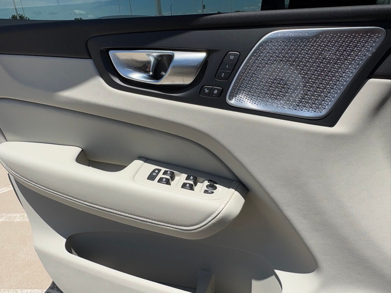 2026 Volvo XC60 Ultra - Photo 17