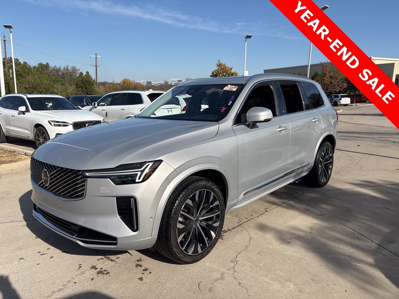 2025 Volvo XC90 Plus's photo