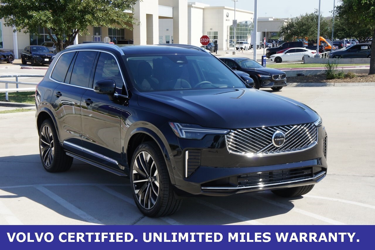 2025 Volvo XC90 T8 photo 4